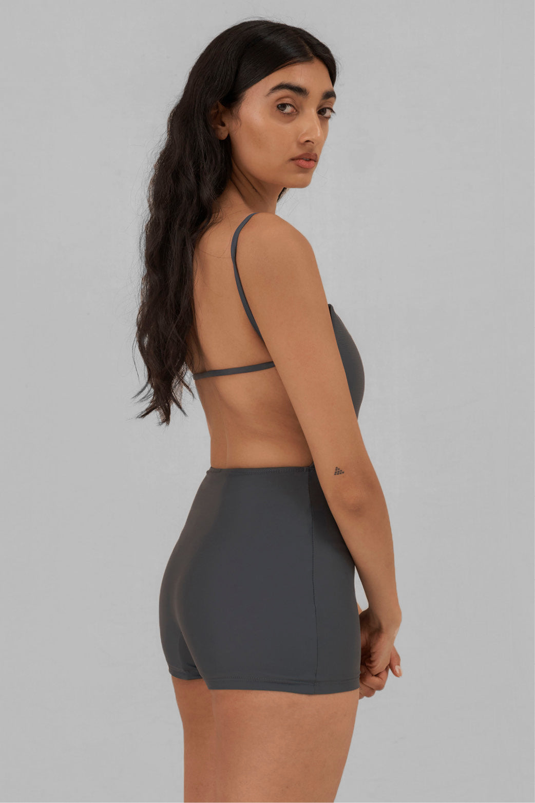 Terrain One Piece | Lava Grey