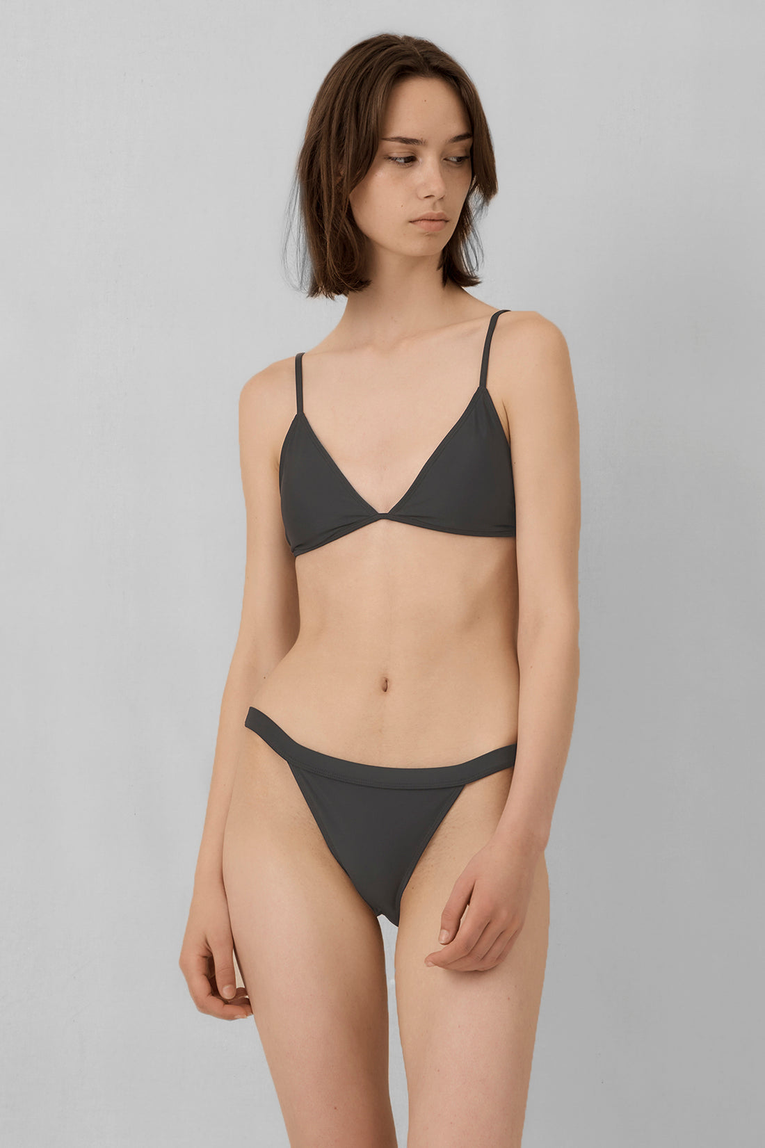 Voyage Tri Top | Lava Grey